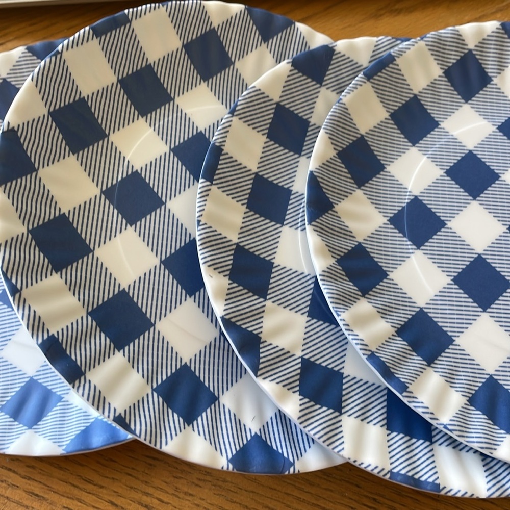 One Hundred 80 Degrees Blue & White Checkered Plate, 7.5 Inch Melamine, Set of 4 - Picture 3 of 3